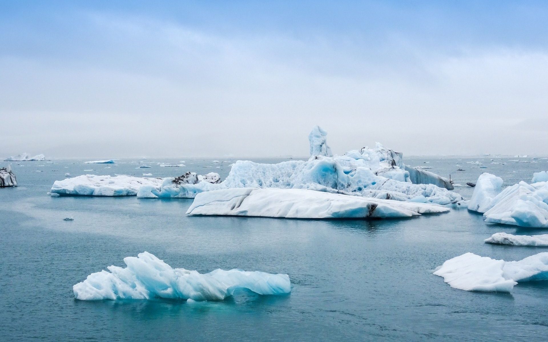 Melting Ice Bergs Photo by Guillaume Falco from Pexels